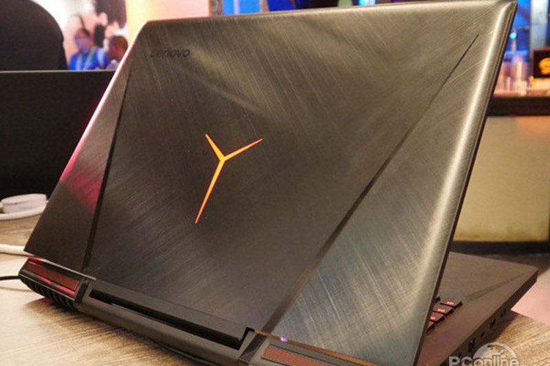 联想IdeaPad Y900