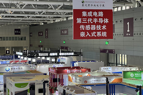 接轨国际 云游览