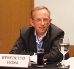 ST执行副总裁兼模拟器件、MEMS及传感器产品事业部总经理Benedtto Vigna