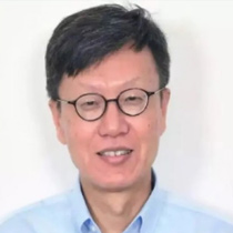 大赛评委 何小庆